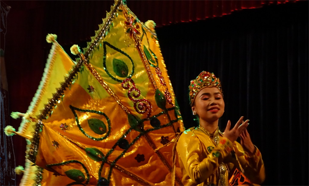 Kinnari in a Burmese dance