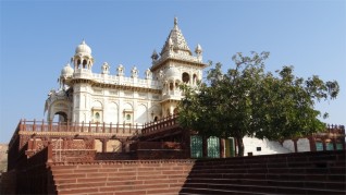 Jaswant Thada and its tiered garden